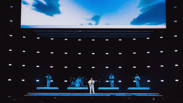 Lewis Capaldi tours with over 170 GLP flexible hybrid LEDs