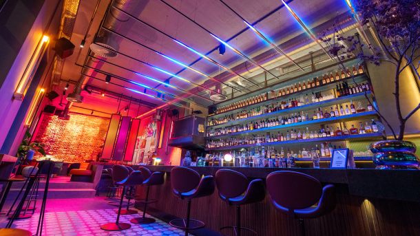 GLP impression FR1 TM transforms Der Player’s atmosphere from dinner into party fever